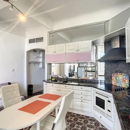 Studio Vue Mer, Centre Ville - May1 Cannes